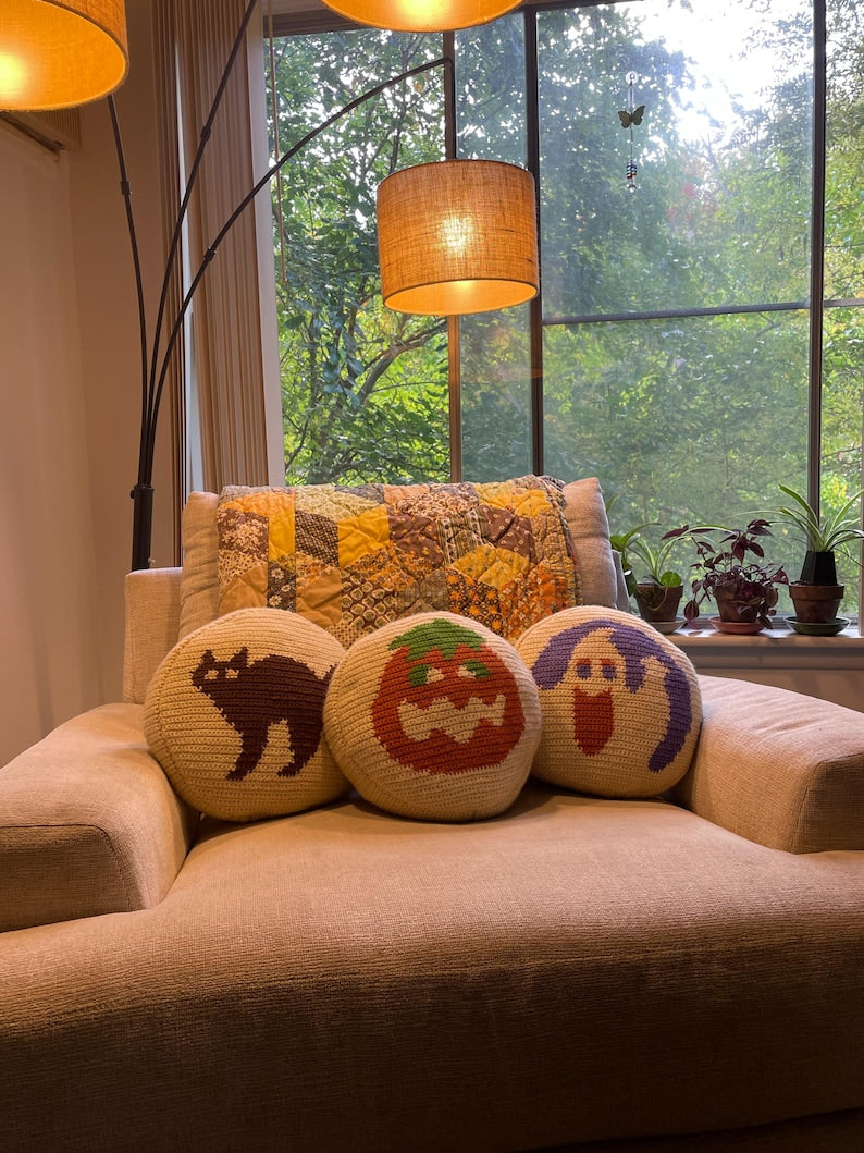 Halloween Pillow Crochet Pattern