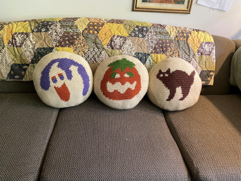 Halloween Pillow Crochet Pattern
