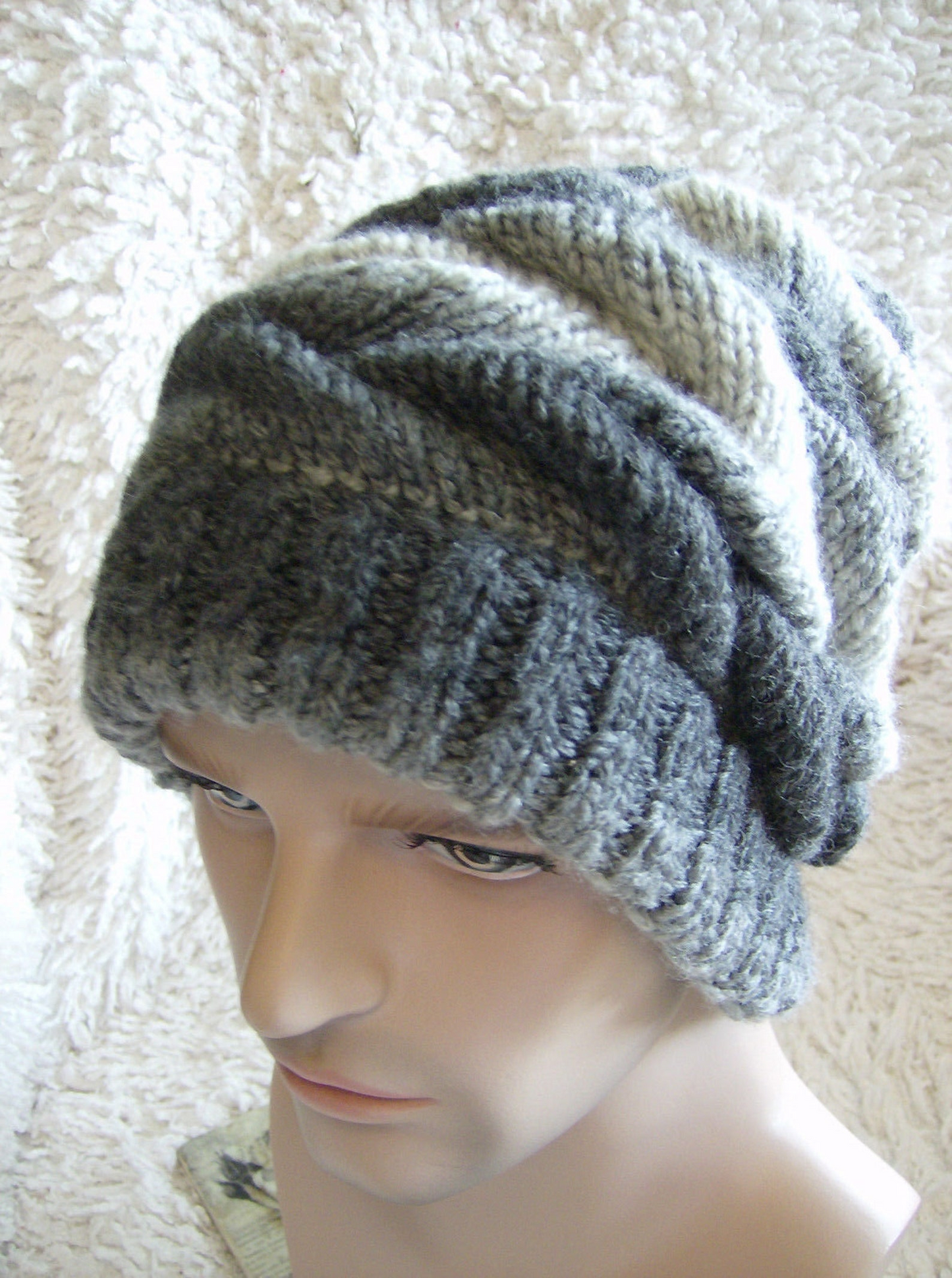 Hunk Slouchy Hat Knitting Pattern