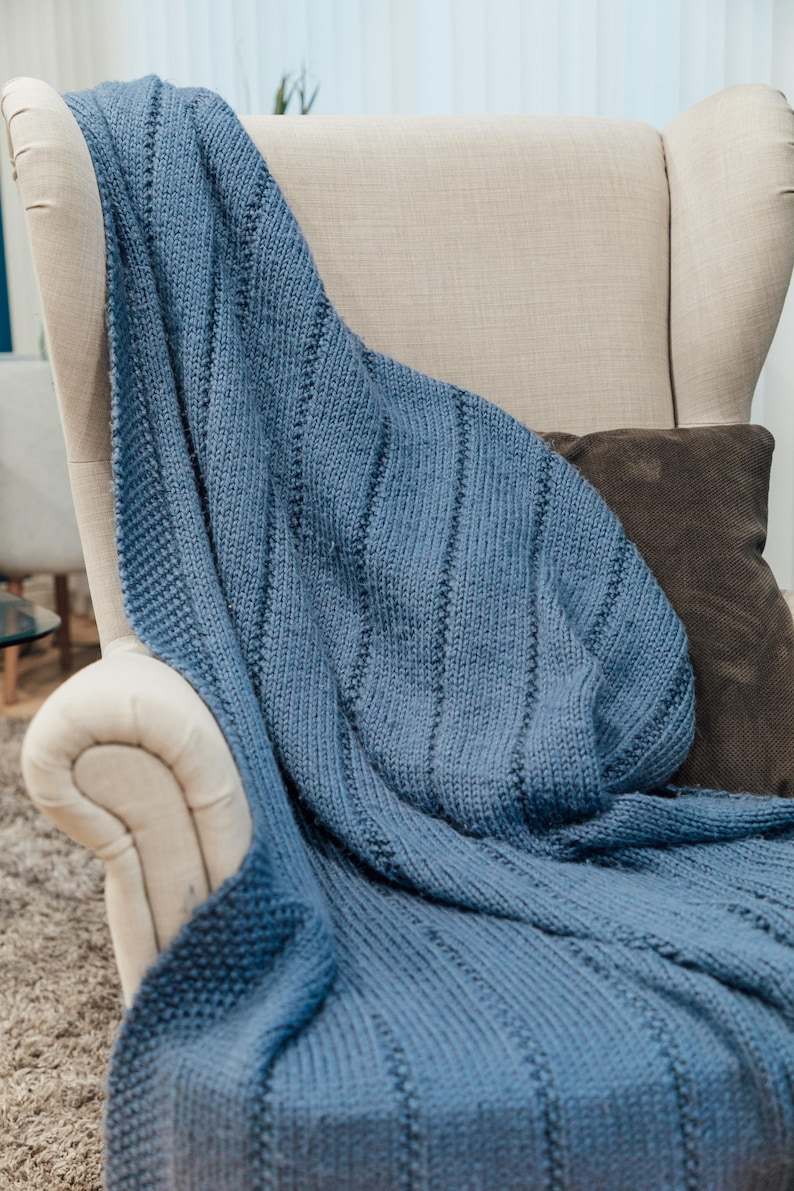 Throw Blanket Knitting Pattern for Beginner