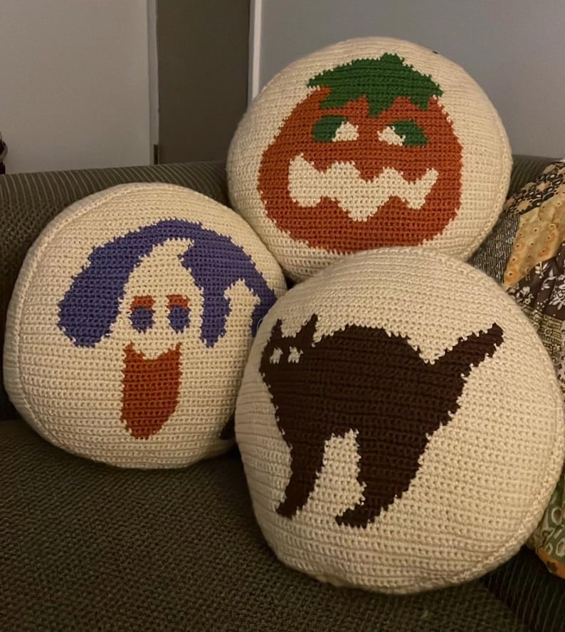 Halloween Pillow Crochet Pattern